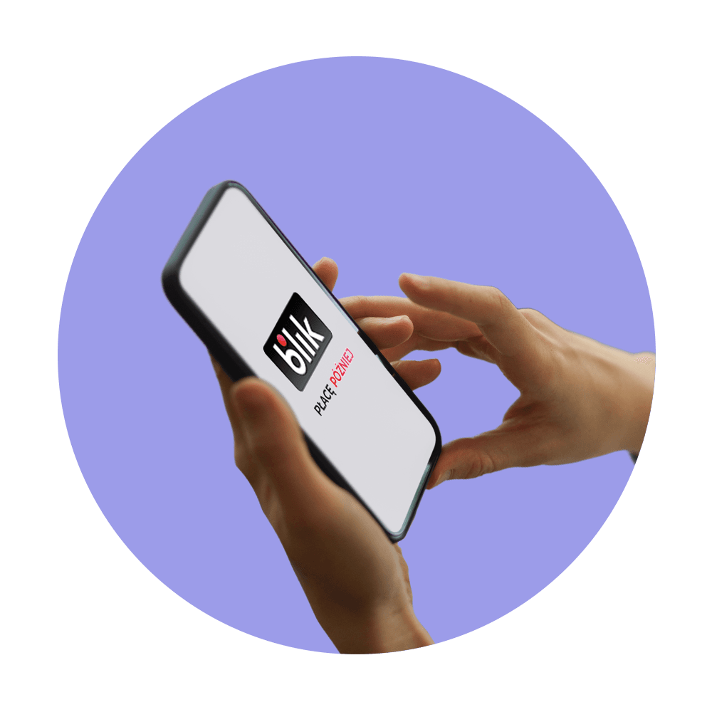 Blik na ekranie smartfona.