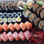 Zestaw miesiąca MARZEC ! 50 sztuk sushi! 