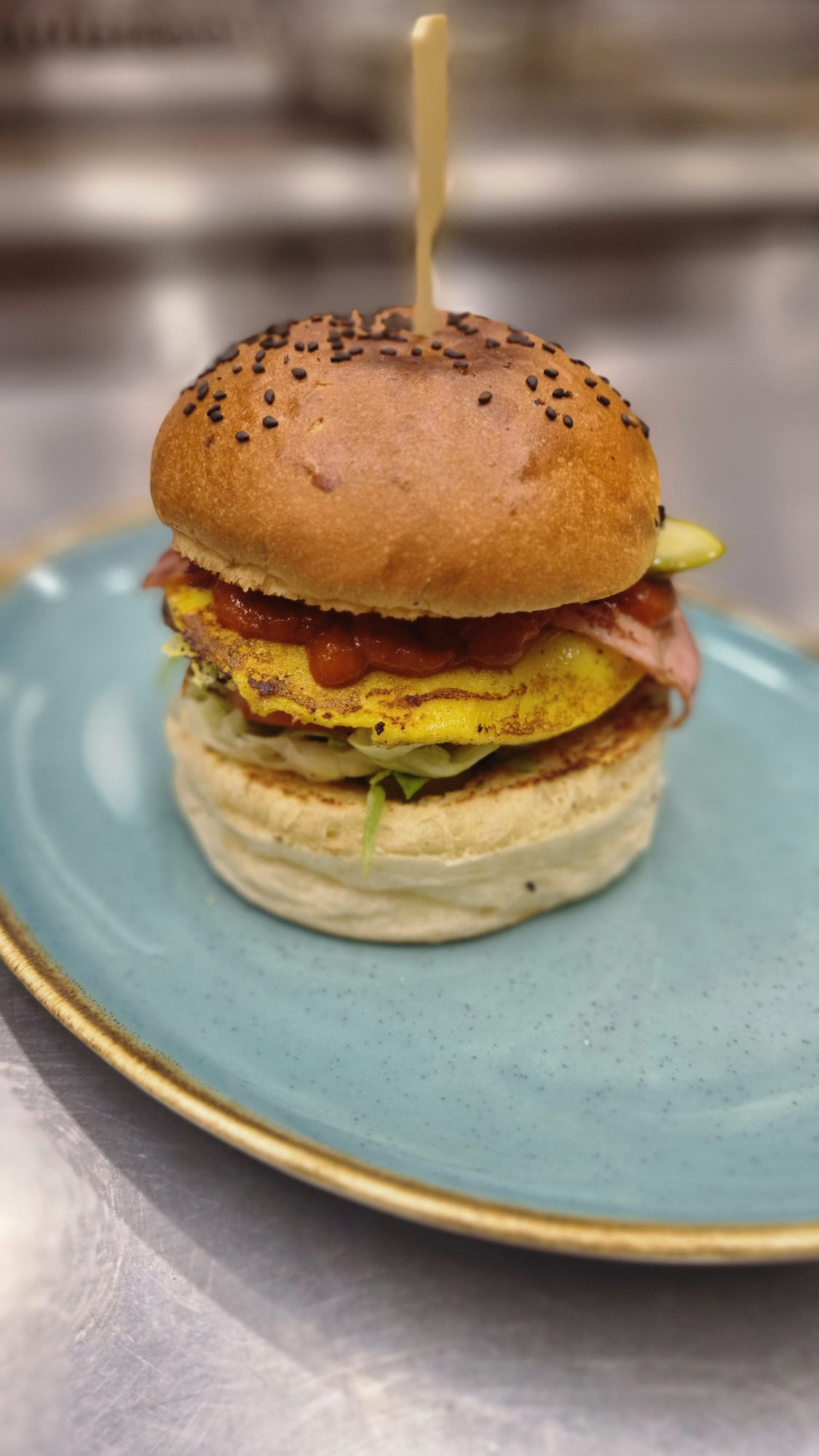 Kansas chilli burger single