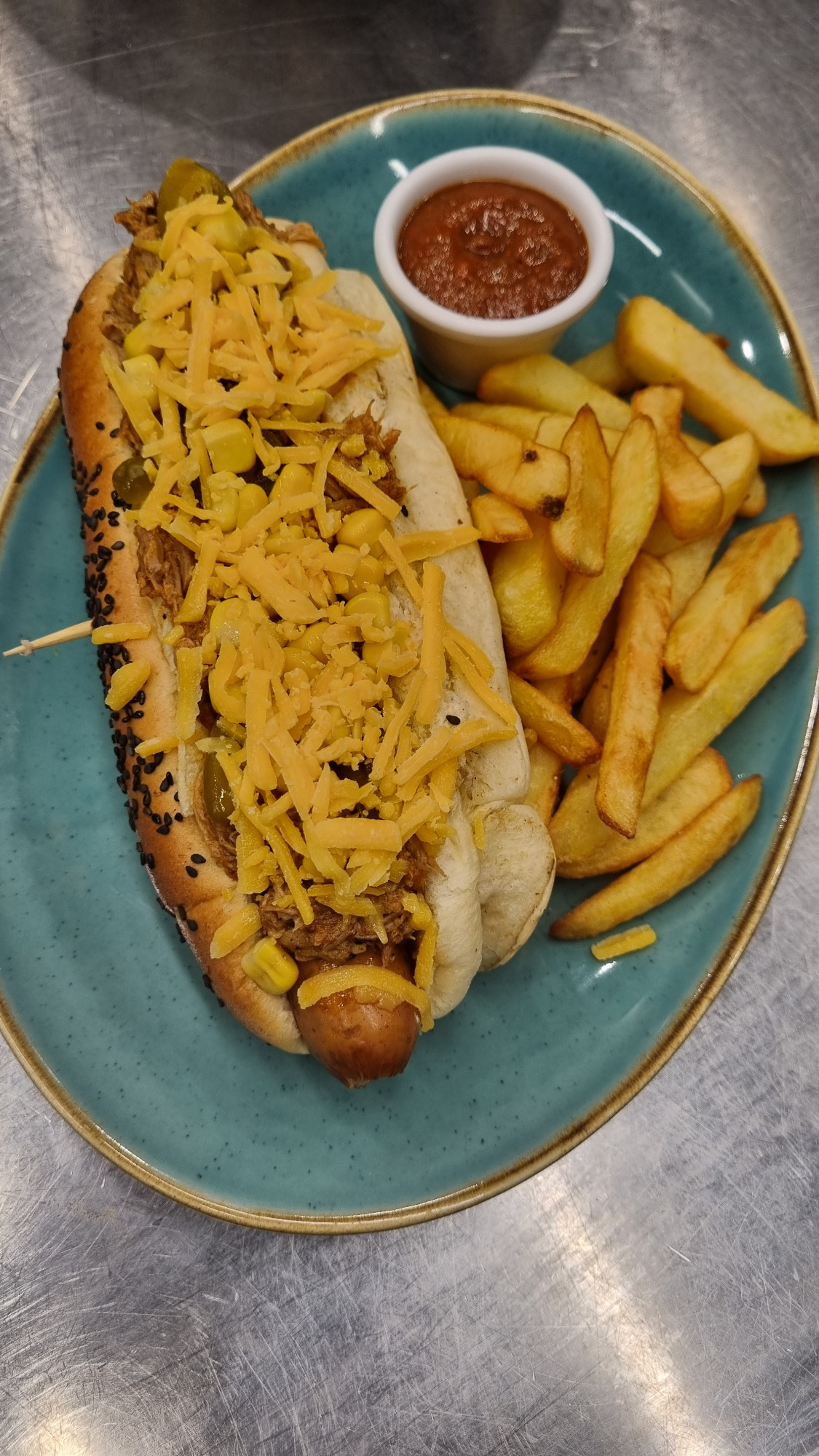Mississippi chilli hot dog Combo