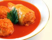 Menu: Plnená paprika a  guľky v paradajkovej omáčke, knedľa (polievka v cene menu)