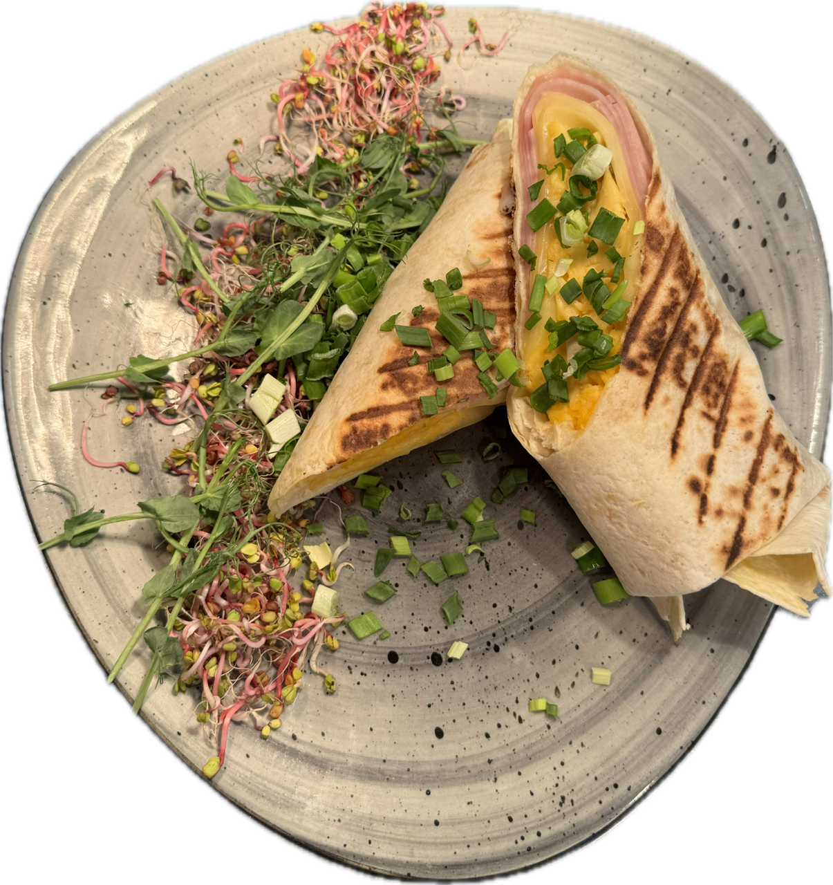 Wrap z jajecznicą i szynką