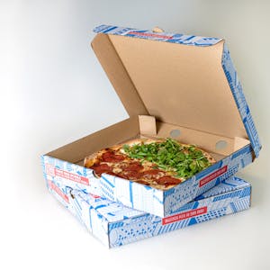 2 duże pizze (40 cm) każda za 43,90 łączny koszt 87,80