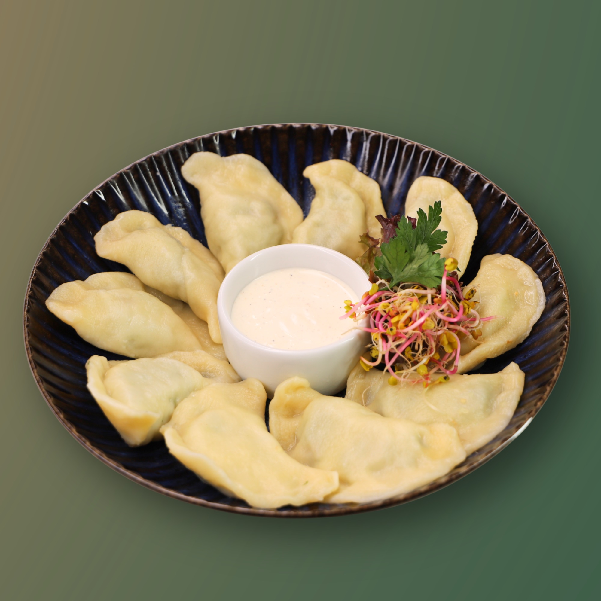 Pierogi z serem feta i szpinakiem