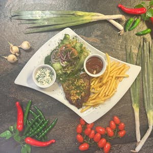 POLĘDWICA WIEPRZOWA GRILOWANA Z KURKAMI