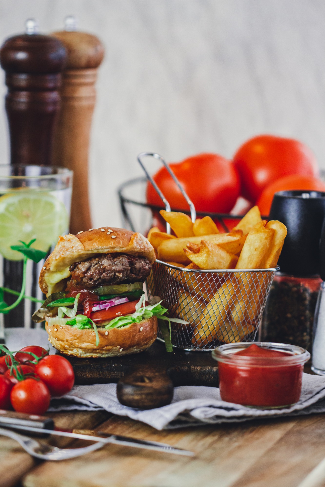 Zestaw - Kinder burger