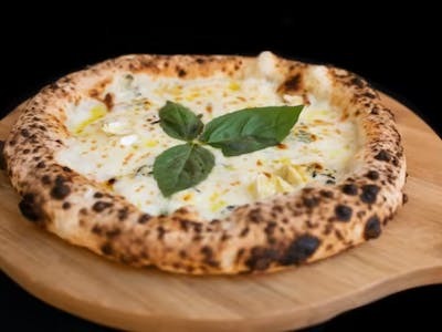 Pizza Quattro Formaggi