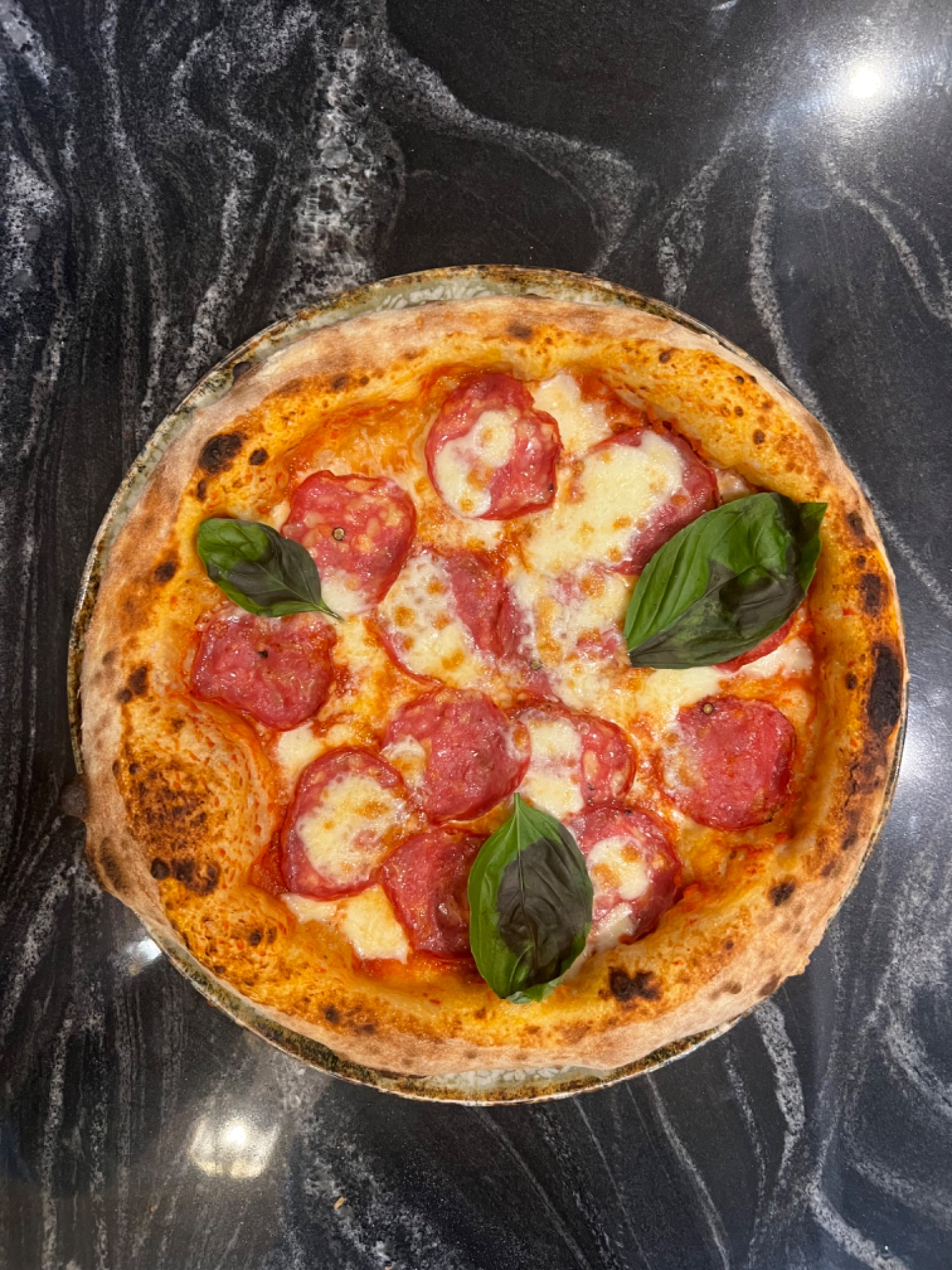 Pizza Amore Salami