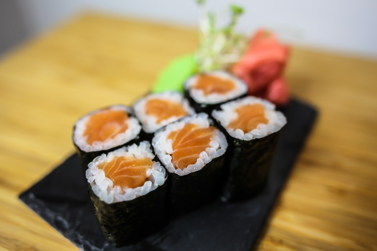 Menu , zamów i zapłać online Fugu Sushi ul. Chodkiewicza 7