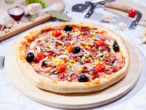 10% reducere la toate pizzele în luna aprilie!