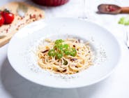 Paste aglio, olio e peperonicini