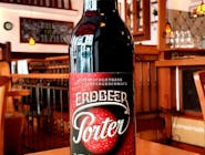 Erdbeer Porter- Ciemne piwo o niesamowitym aromacie truskawek /500ml/