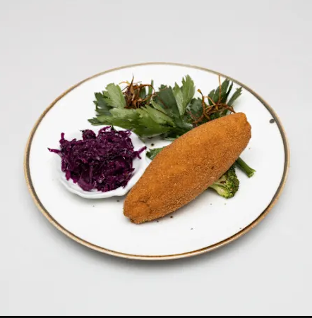 De volaille z frytkami domowymi i surówką