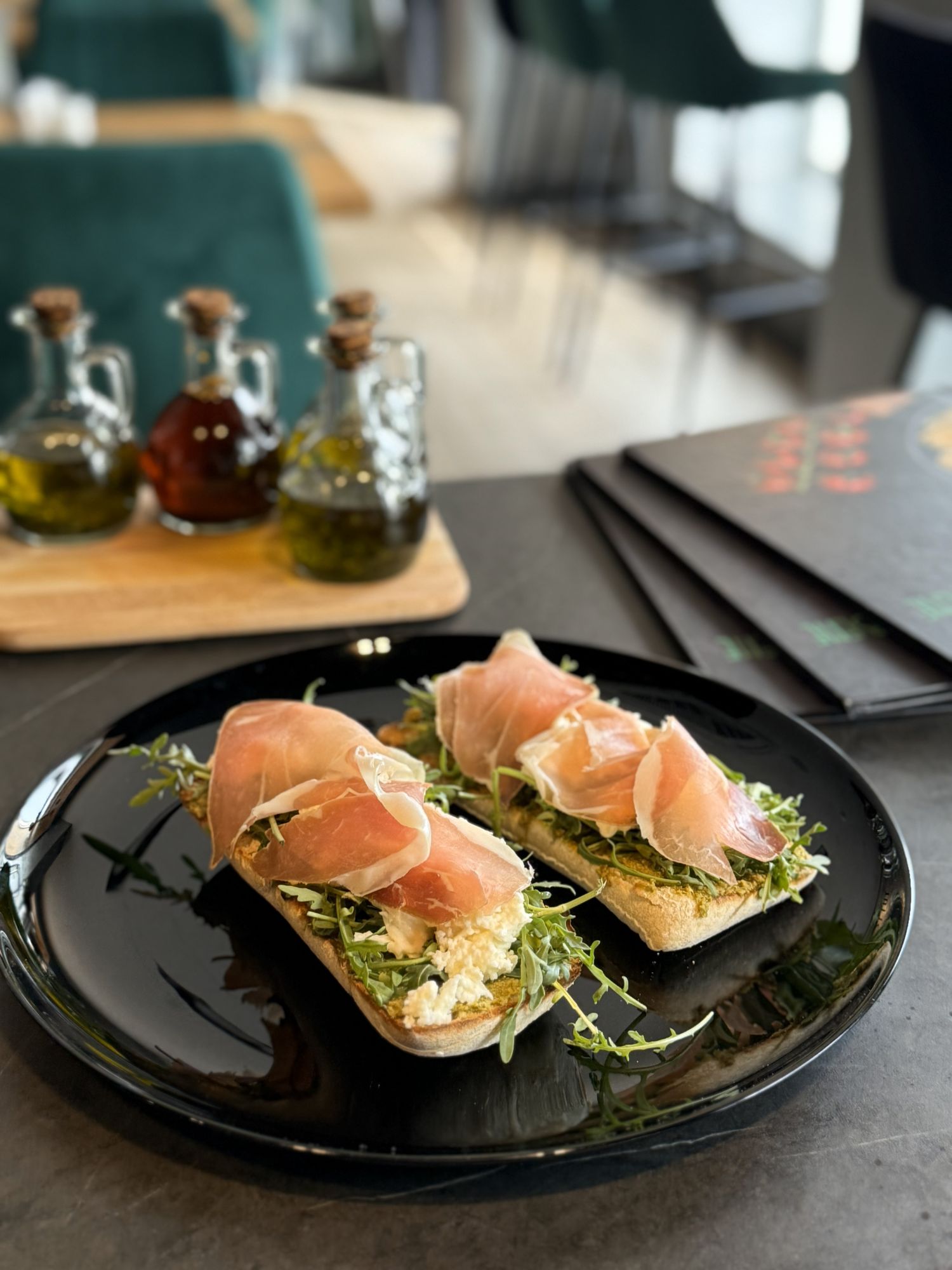 Bruschetta bazyliowa