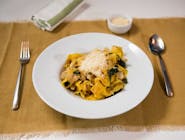 Pappardelle with spinach and artichoke