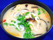 Tajska zupa Tom Kha Gai