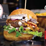Food station burger s krumpirićima i Coca-Cola 0,5l 