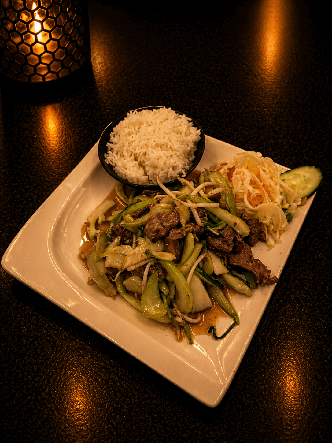 Bò Xào Cải Thìa / Wołowina z pak choi, shitake w sosie ostrygowym