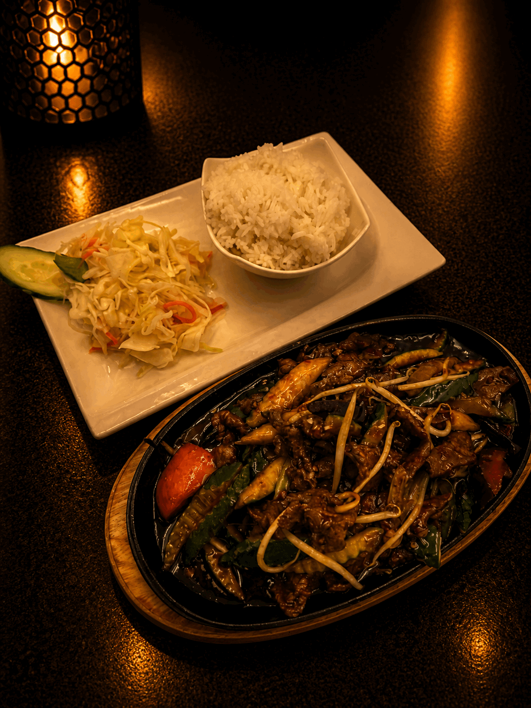 Gorący Półmisek Chilli Wołowina