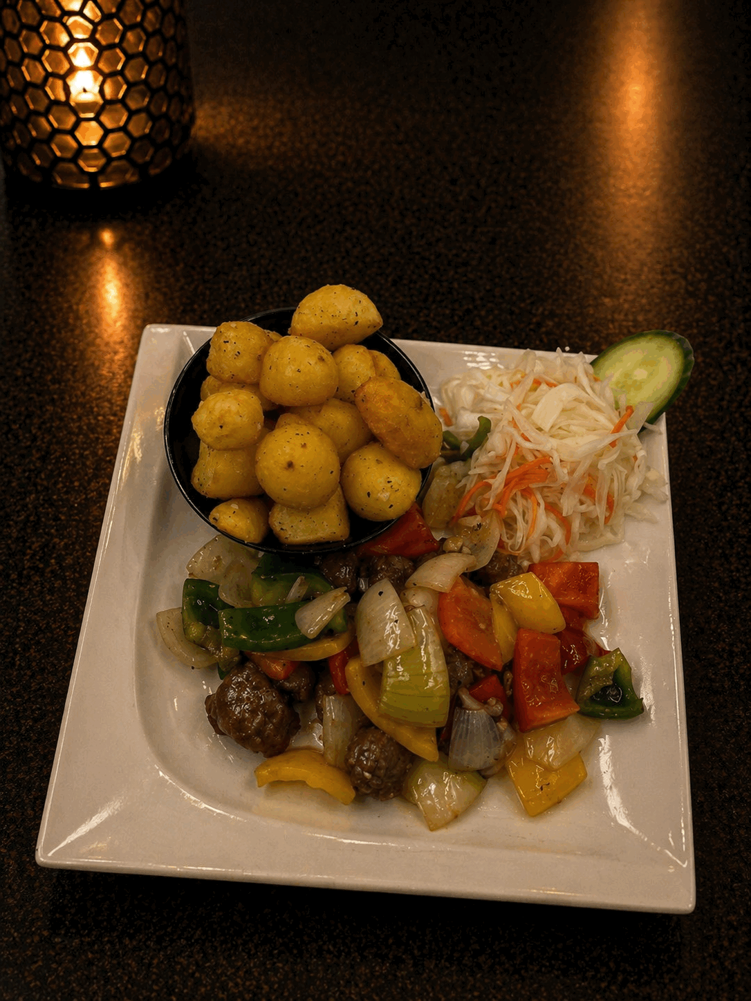 Bò Lúc Lắc / Wołowina w kostkach z papryką