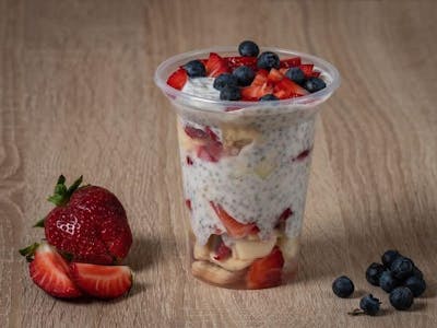 Chia pudding with fruit