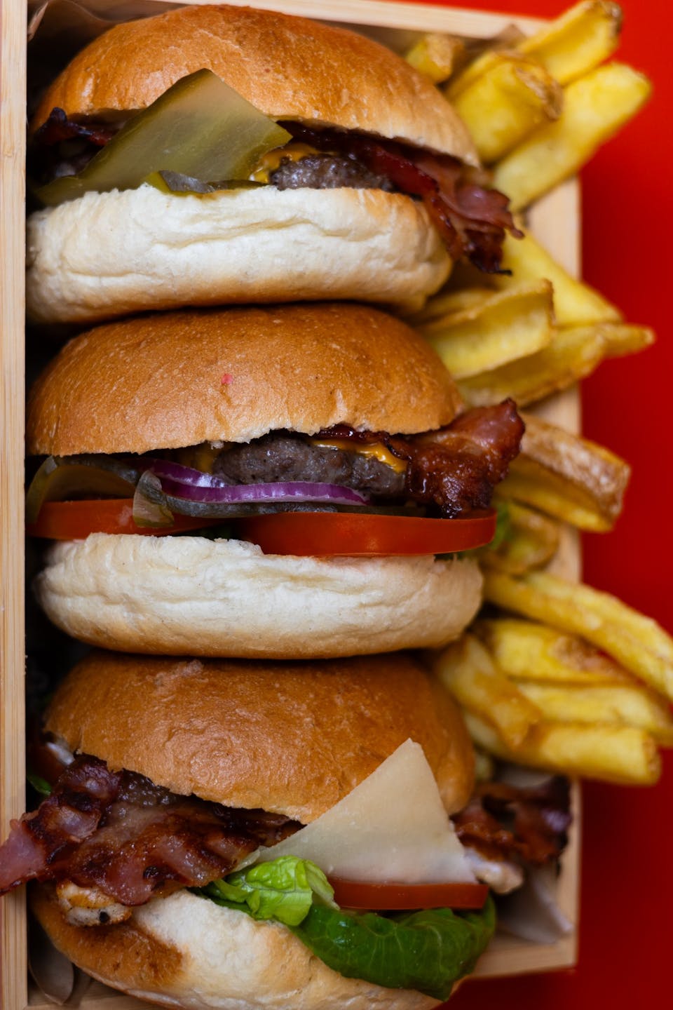 Nasz burger sam do Ciebie przyjdzie!