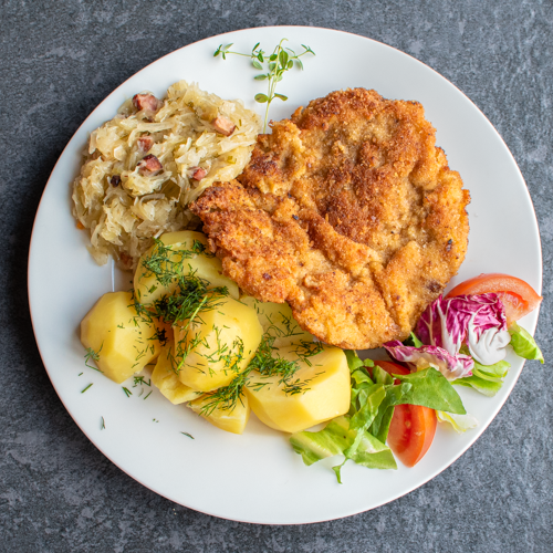 Schabowy na smalcu w restauracji