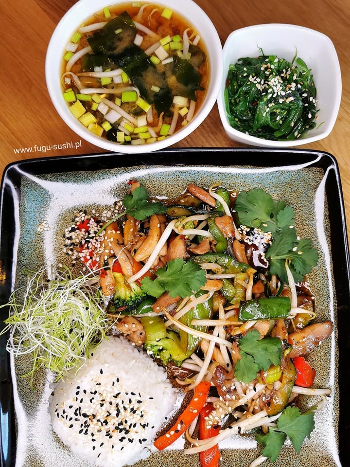 Menu , zamów i zapłać online Fugu Sushi ul. Chodkiewicza 7