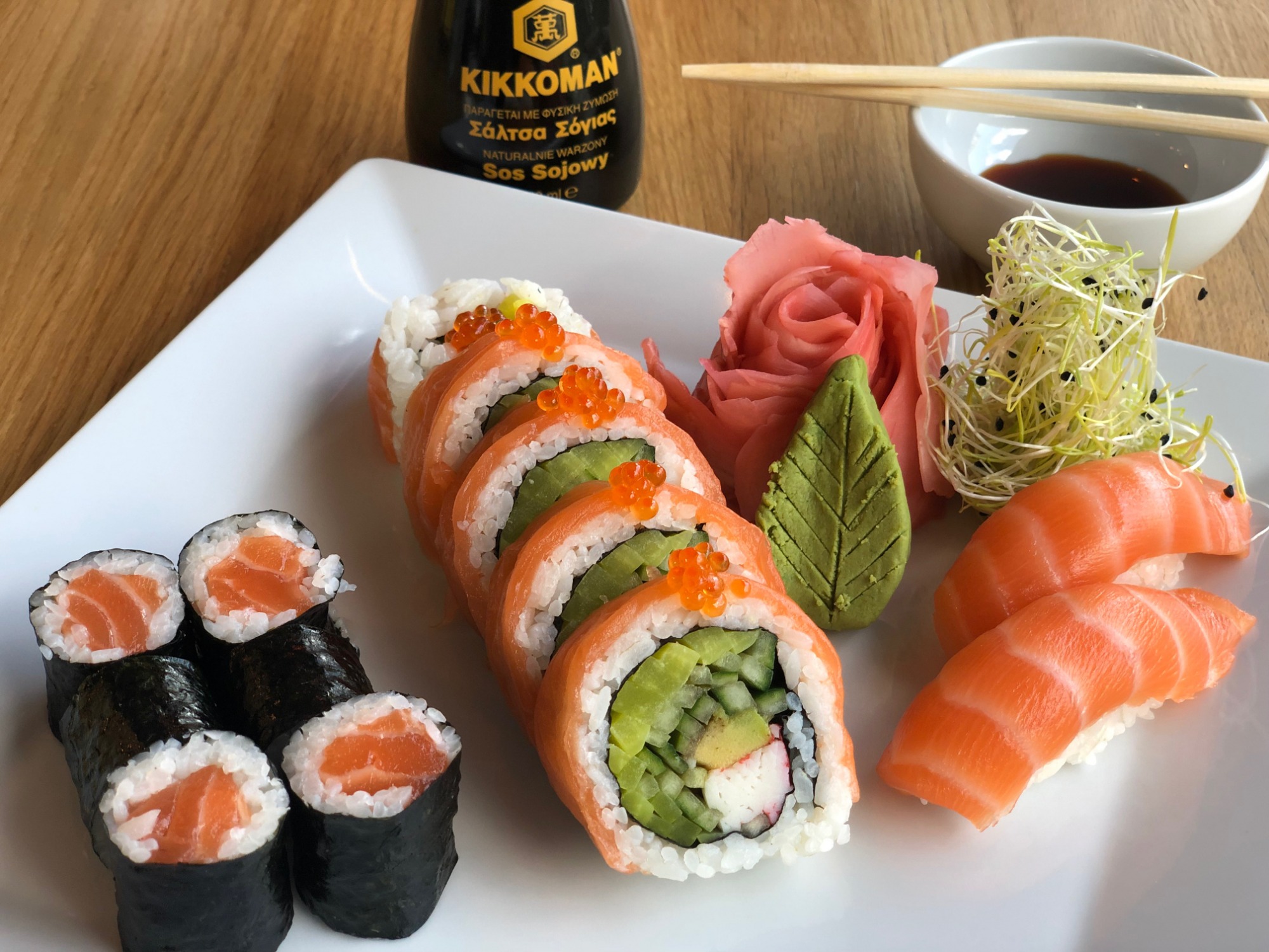 Menu , zamów i zapłać online Fugu Sushi ul. Chodkiewicza 7