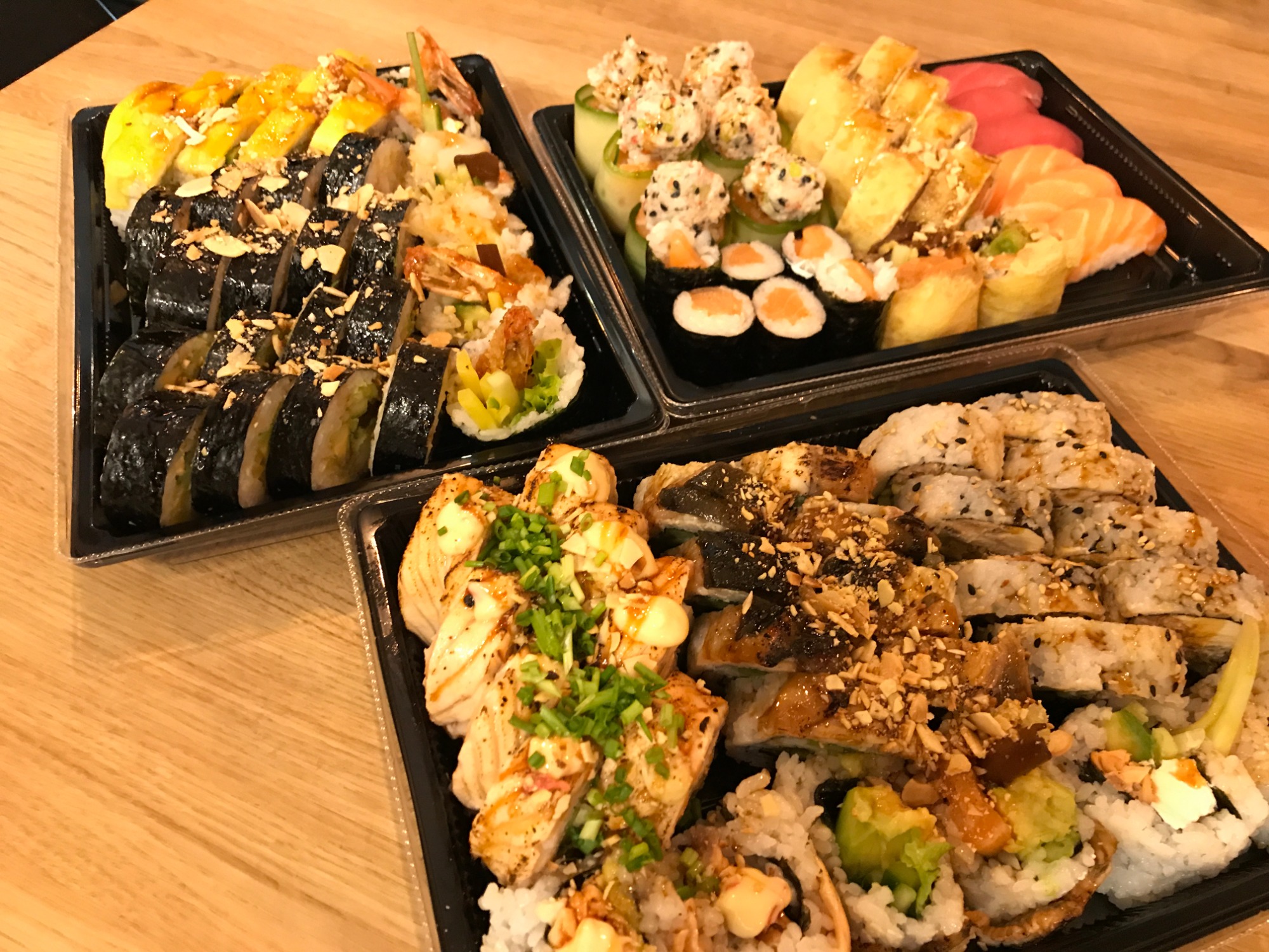 Menu , zamów i zapłać online Fugu Sushi ul. Chodkiewicza 7