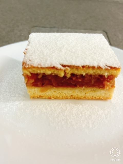 placinta de casa cu mere ( 1 kg )