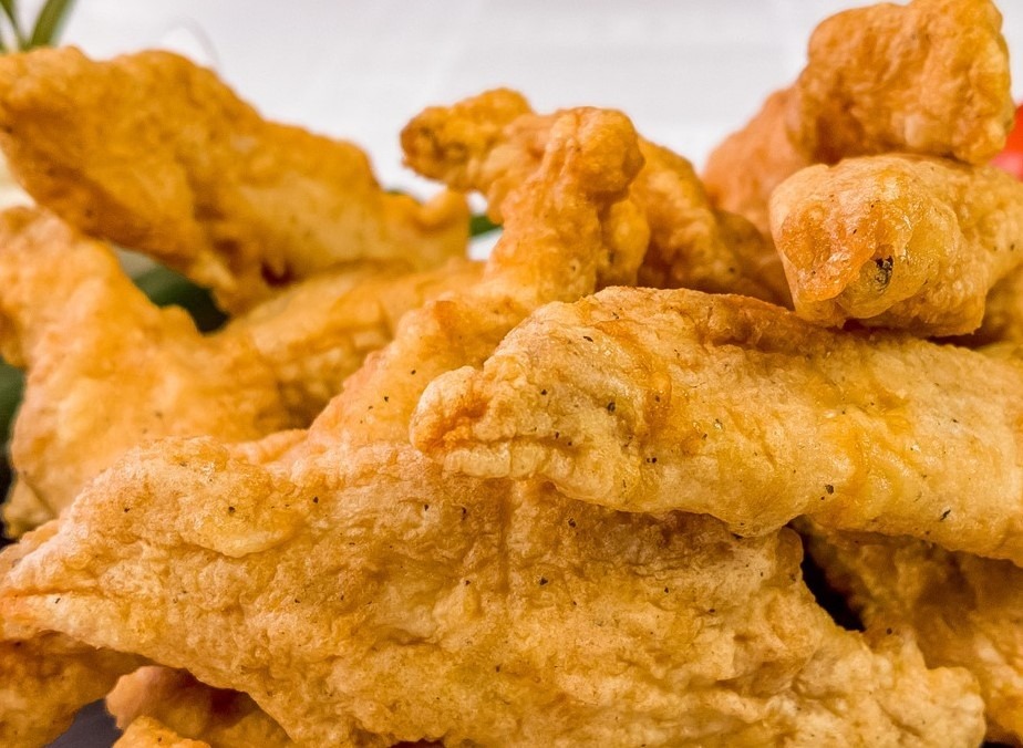 APERITIVE  /pret pe 500 gr   Gujon porc									