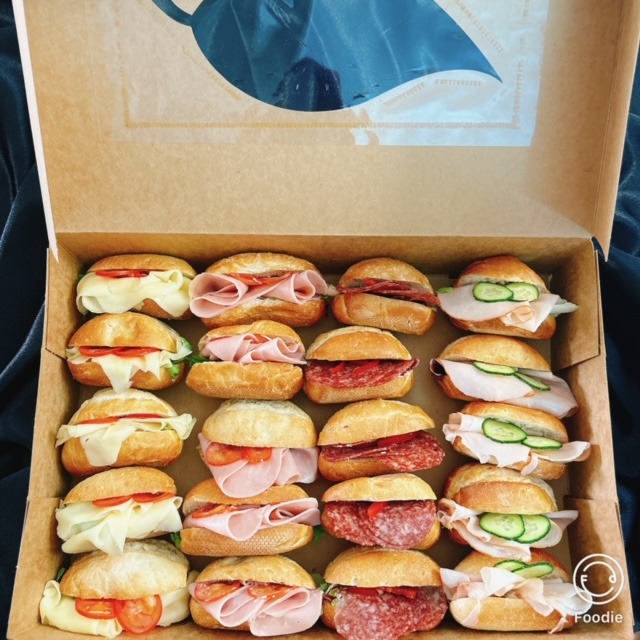 Box rece varianta 7 - mini sandwich ( 20 buc)