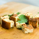 Dodatkowa porcja tofu  dodawana do wybranego sosu