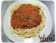Spaghetti bolognese,salata,kruh