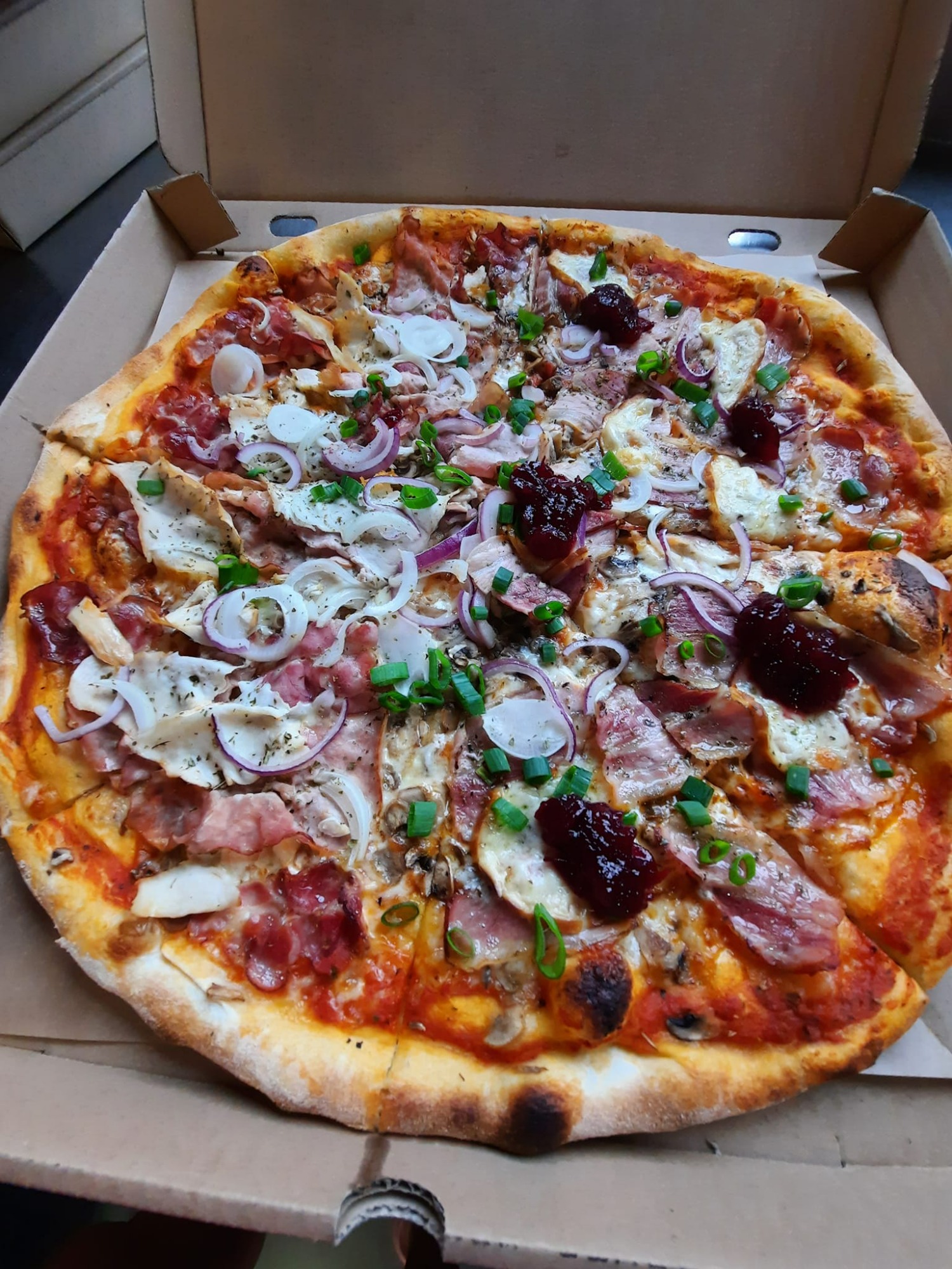 Pizza Wiśniowa