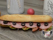 Sandwich cu salam