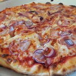 13. Pizza Slaninová 