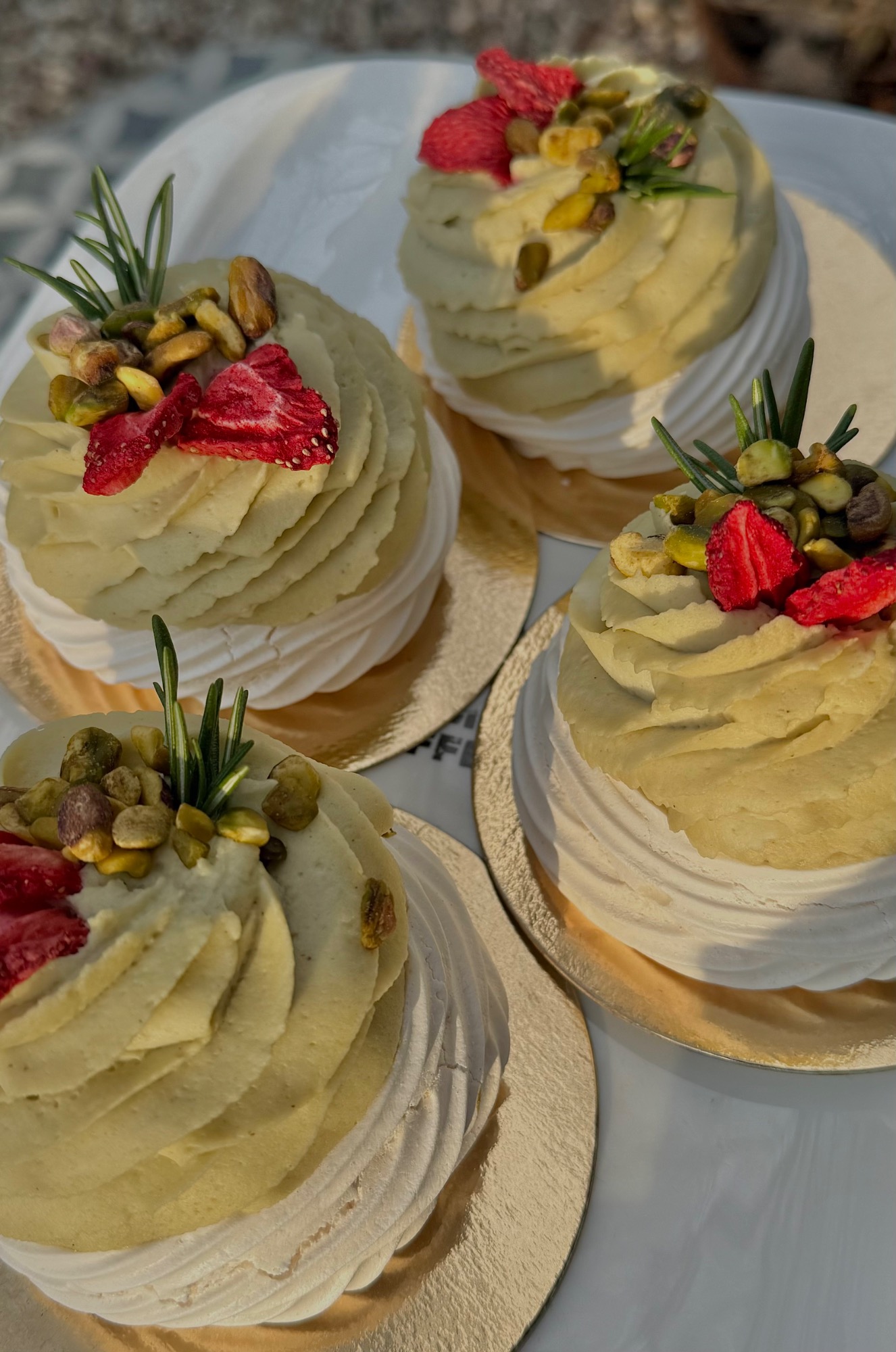 Mini beza pistacjowa
