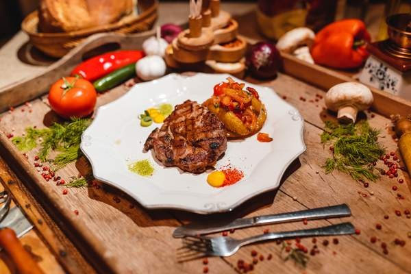 CEAFĂ LA GRĂTAR/GRILLED PORK NECK