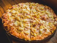 Pizza Hawajska (salsa pom., ser mix cheddar, mozzarella)