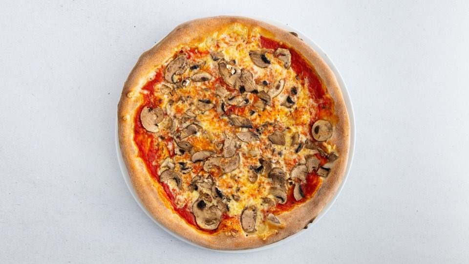 Pizza Prosciutto funghi
