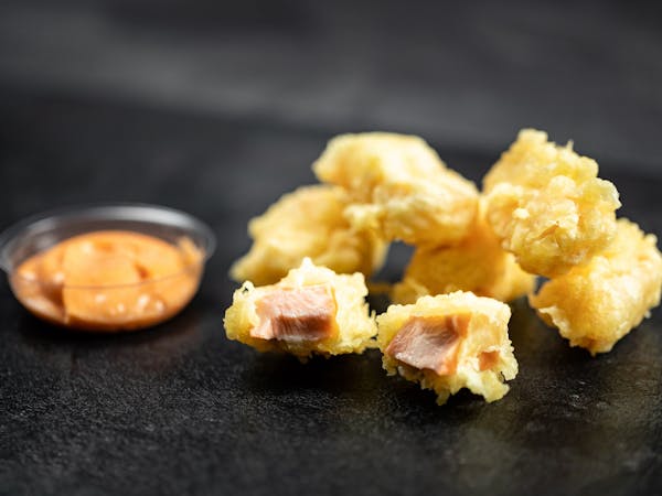 Sake tempura 6 szt