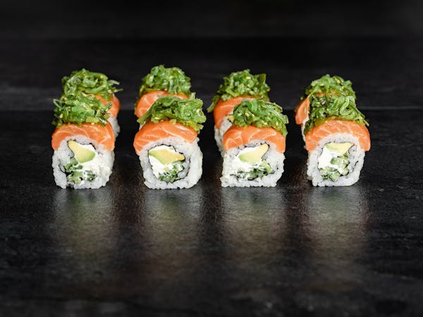 Wakame roll