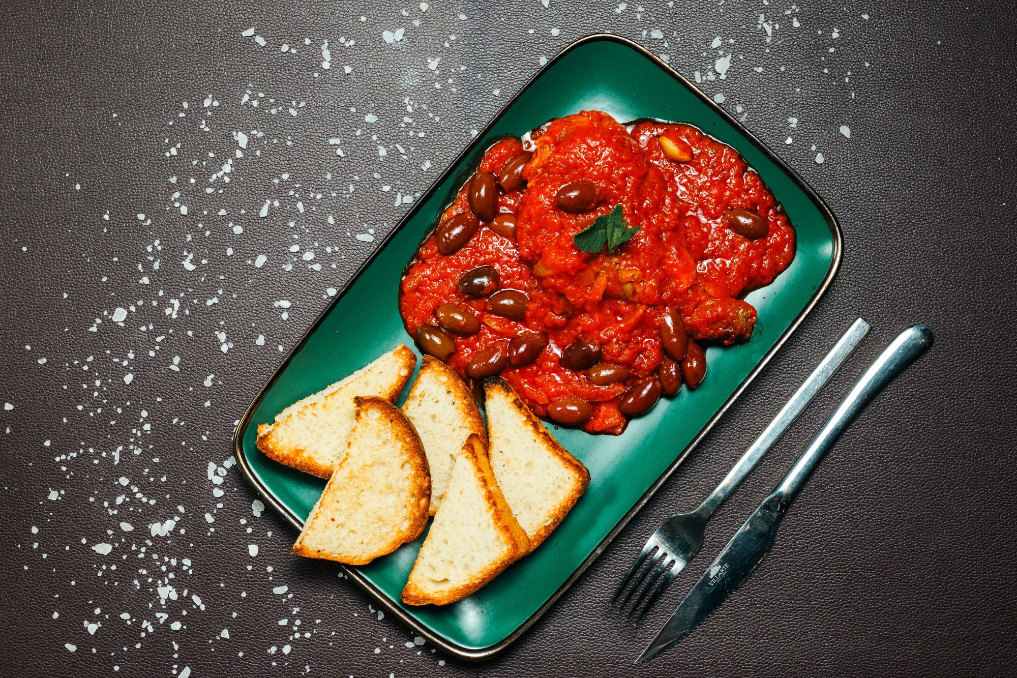 Bibilica in suc de rosii