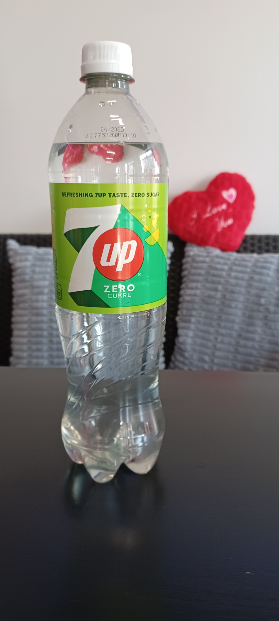 7UP ZERO 0,85