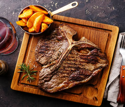 T-bone de vită la grill 