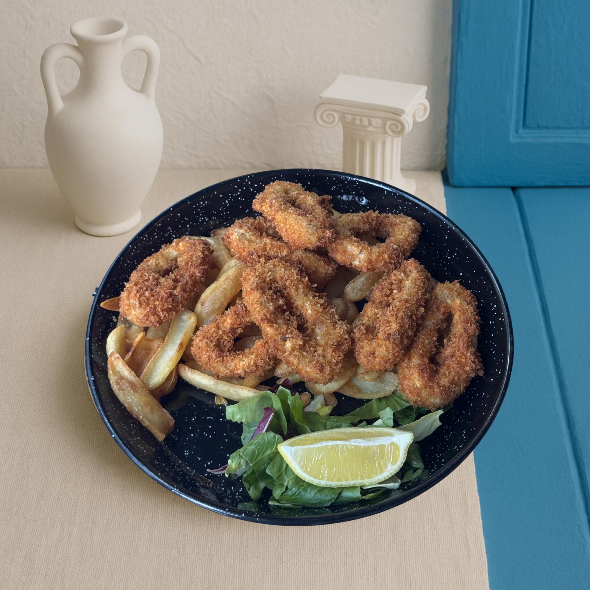 Inele de calamar cu cartofi prăjiți ( 350g )