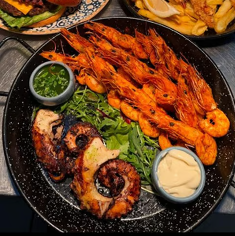 Platou la grătar pentru 2 persoane 