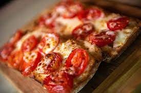 Ciabata cu rosi si mozzarella